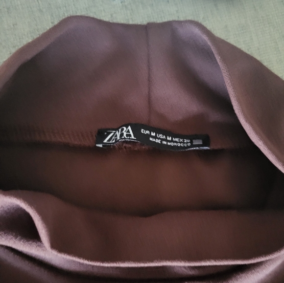 Chocolate brown mockneck sleeveless top Zara Medium - Picture 3 of 4